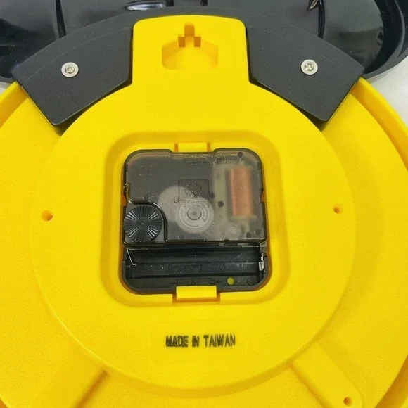 Vintage Minnie Mouse Time Works Wall Clock 90s W/ Box Yellow Black Red Retro - Picture 5 of 9